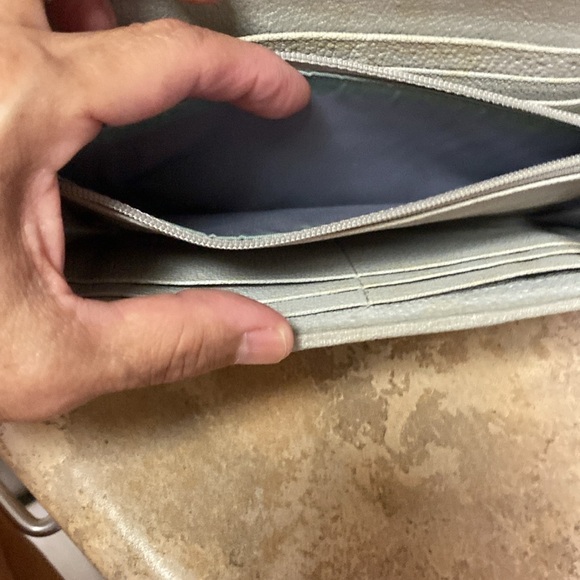 BURBERRY WALLET IS GREAT CONDITION SOFT LEATHER AND TYPICAL CANVAS BURBERRY! - Picture 8 of 14